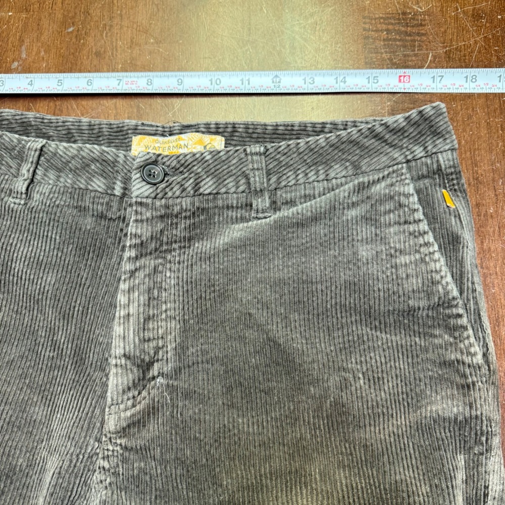 Quiksilver Waterman Corduroy Shorts Mens 34 Brown Casual Surf - Picture 8 of 9